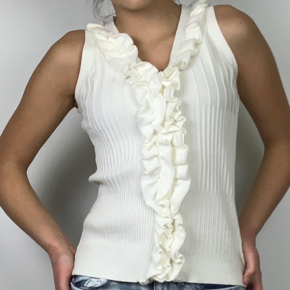 Tracy M Ruffle Button V Neck Ribbed Knit Tank - Picture 2 of 8